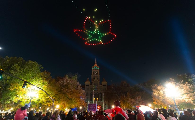Celebrate the Holidays with a Drone Show That Dazzles and Delivers
